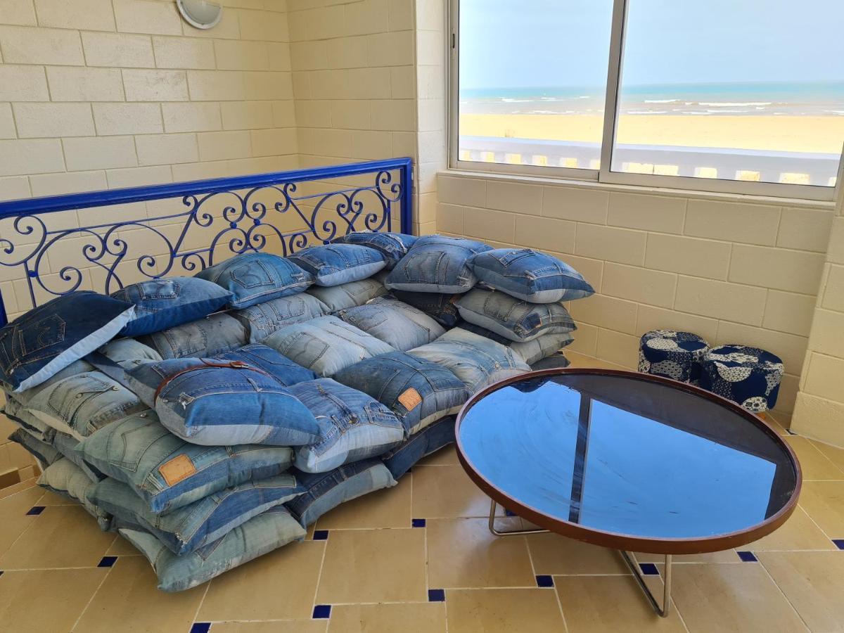 La petite villa avec piscine pieds dans l'eau Sidi Rahal  Extérieur photo