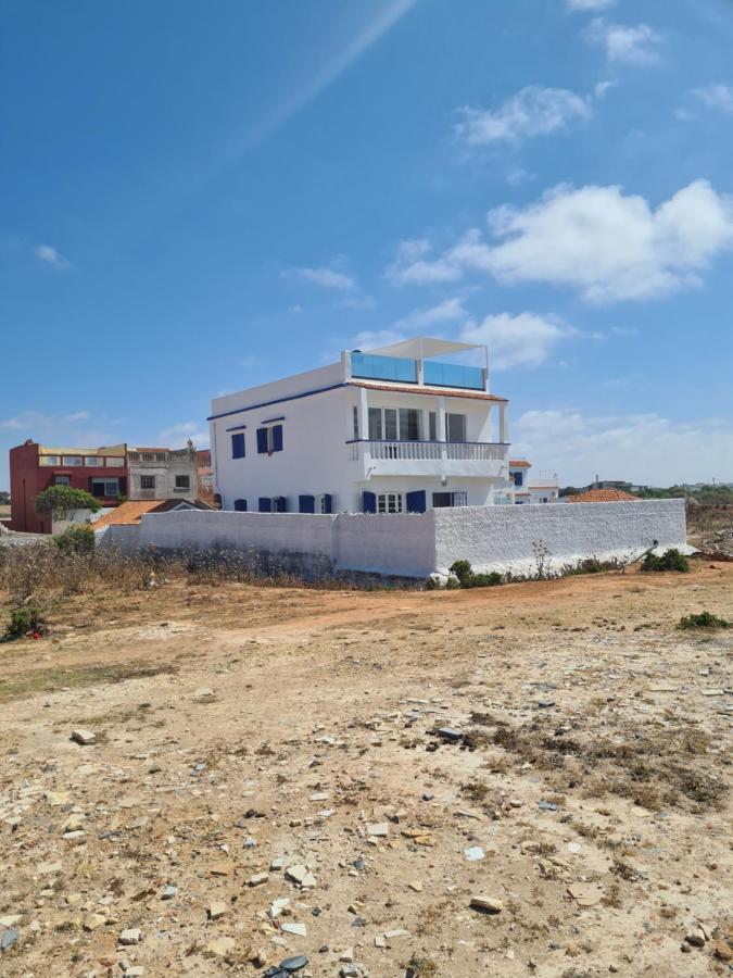 La petite villa avec piscine pieds dans l'eau Sidi Rahal  Extérieur photo