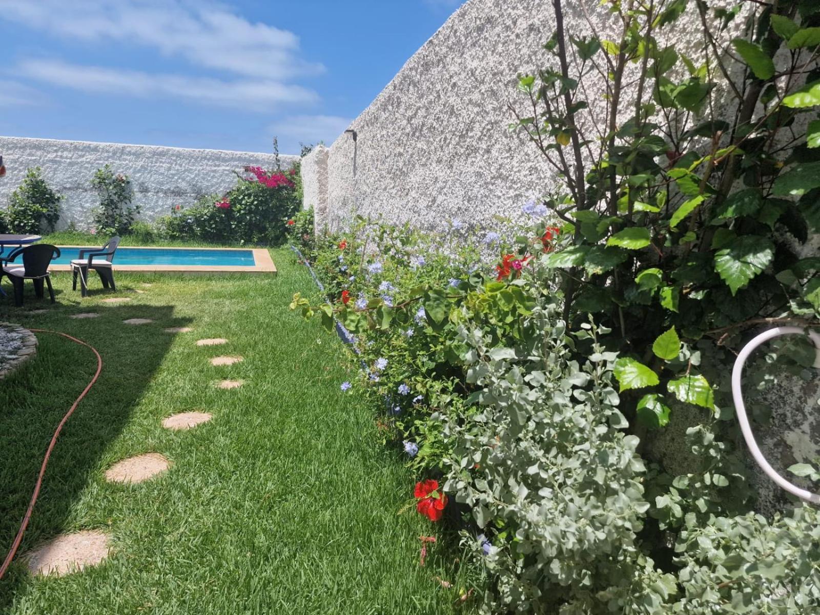La petite villa avec piscine pieds dans l'eau Sidi Rahal  Extérieur photo